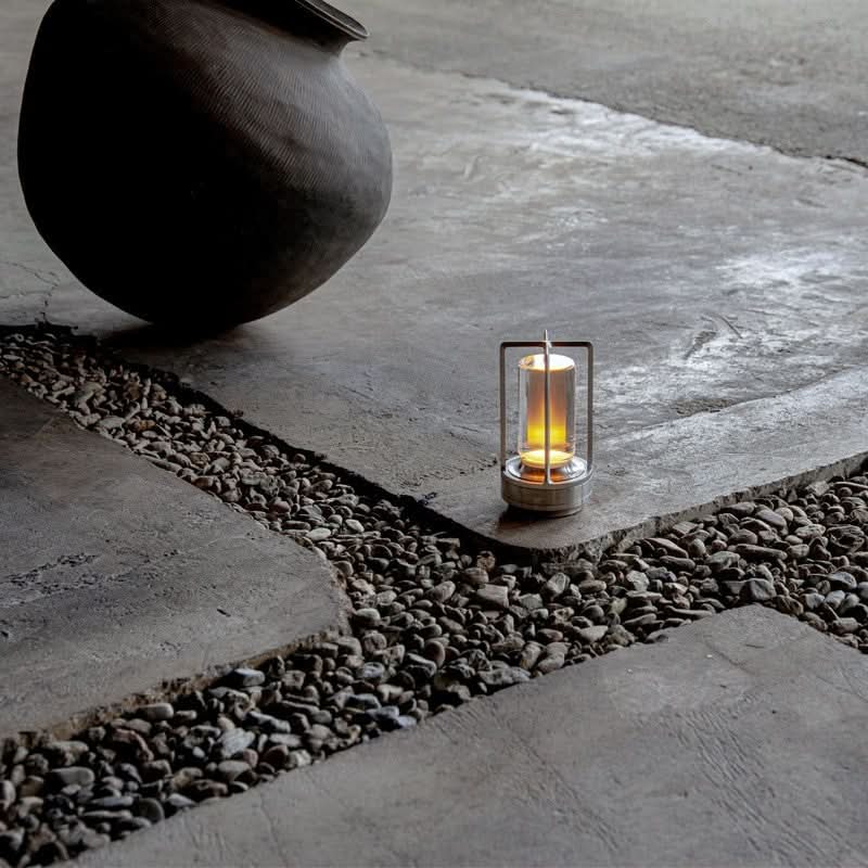 The Cordless Desk Lamp