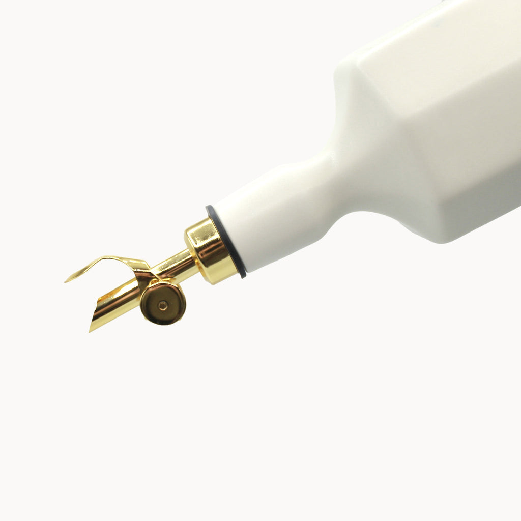 The Porcelain Oil Dispenser